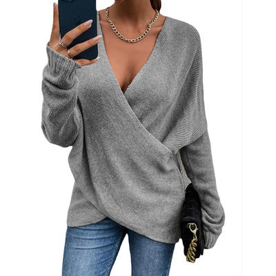 Maddoxa | Warm Knitted Jumper with V-Neck for Women | Grey and Pink